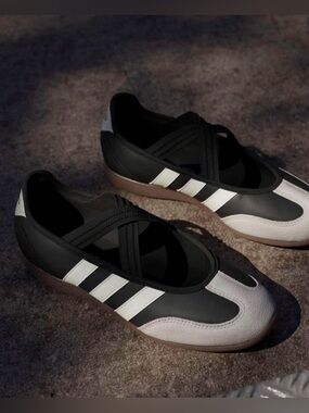 adidas Black and White barreada Mary Jane Style Sneakers